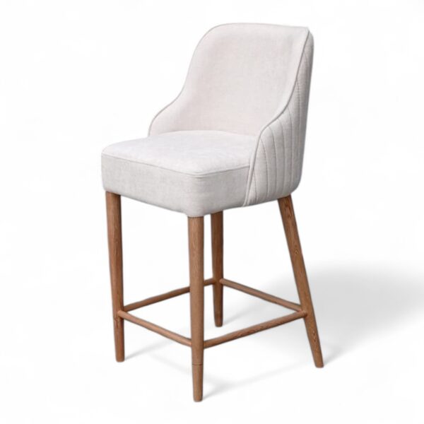 SILLA DE BARRA RENDER LINEAL